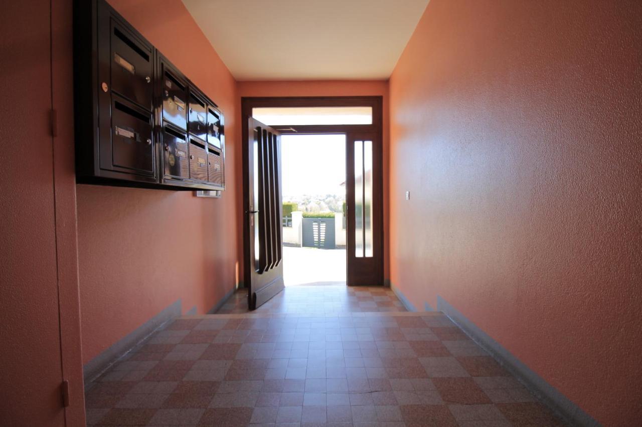 Lacolline-Ponthebert,Com - Appartement Entier Renove -Grand Parking Gratuit, Tout Equipe, Confortable, Netflix Et Amazon Prime Gratuits Et Illimites, Matelas Emma, Lave Linge, Vue Sur La Vallee, Rdc 외부 사진