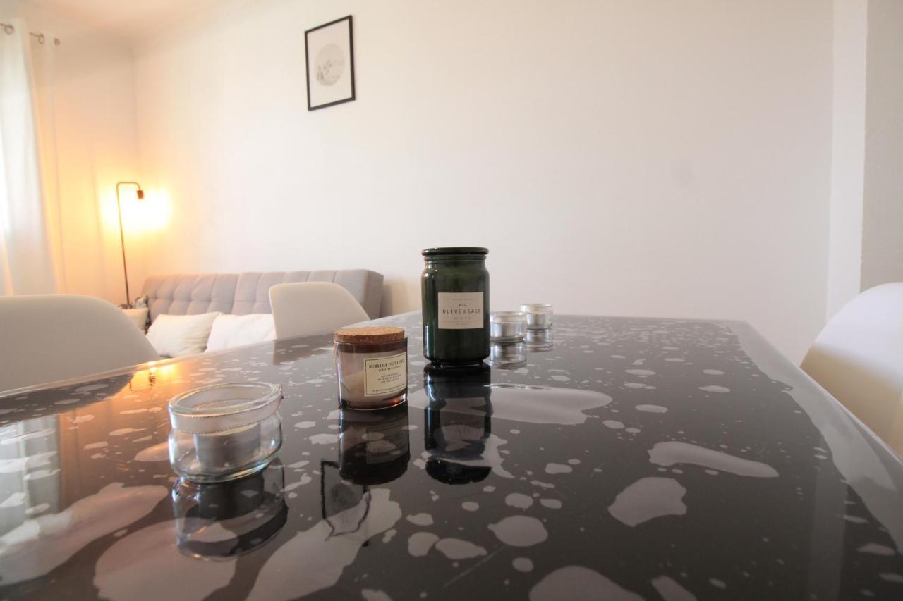 Lacolline-Ponthebert,Com - Appartement Entier Renove -Grand Parking Gratuit, Tout Equipe, Confortable, Netflix Et Amazon Prime Gratuits Et Illimites, Matelas Emma, Lave Linge, Vue Sur La Vallee, Rdc 외부 사진